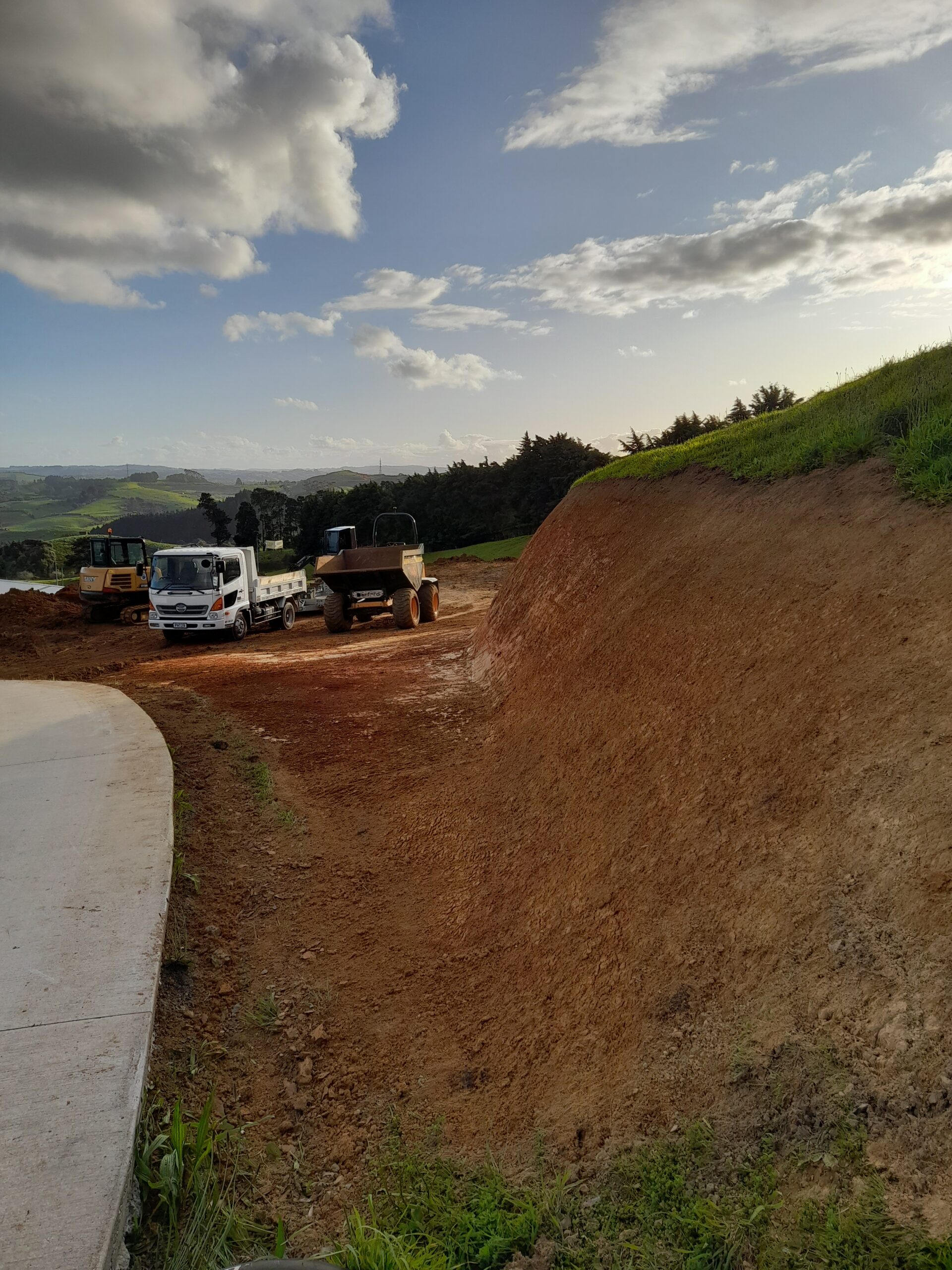 5 Big Problems in Earthworks Projects — And Smart Ways to Solve Them